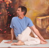 Ardha Matsyendrasana-Fél Gerinc Csavaró gyakorlat